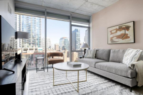 River North 1br w gym pool roof nr Riverwalk CHI-818